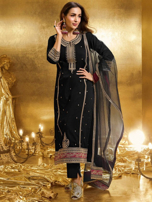 Paisley Embroidered Notch Neck Sequinned Kurta With Trousers & Dupatta