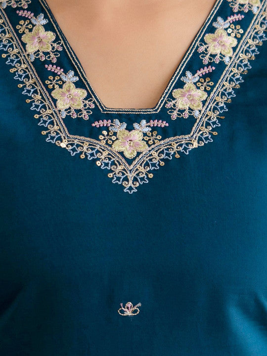 Women Floral Embroidered Regular Chanderi Cotton Kurta with Trousers & With Dupatta