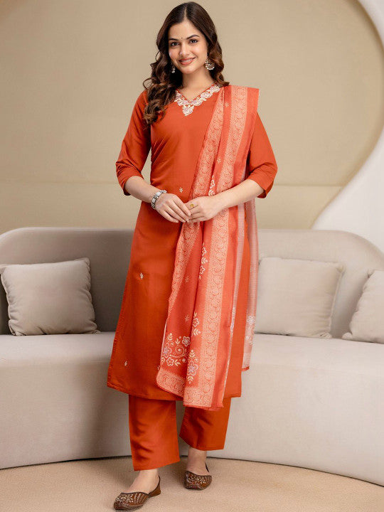 Women Floral Embroidered Regular Chanderi Cotton Kurta with Trousers & With Dupatta