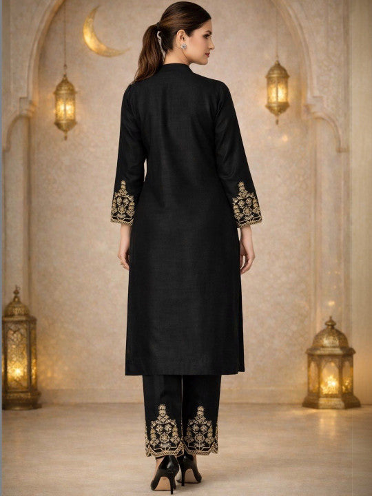 Elegant Pure Silk Kurta Set With Dupatta
