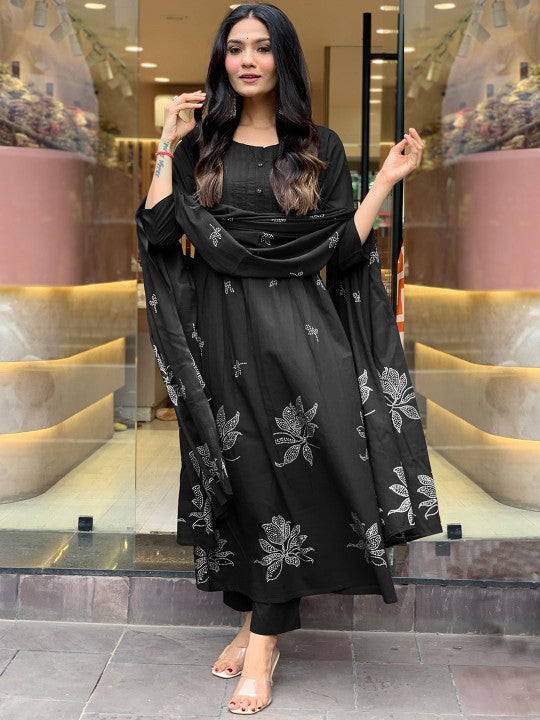 Women Ethnic Motifs Embroidered Kurta with Trousers & Dupatta