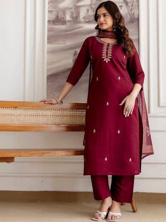 Women Floral Embroidered Regular Chanderi Cotton Kurta with Trousers & With Dupatta
