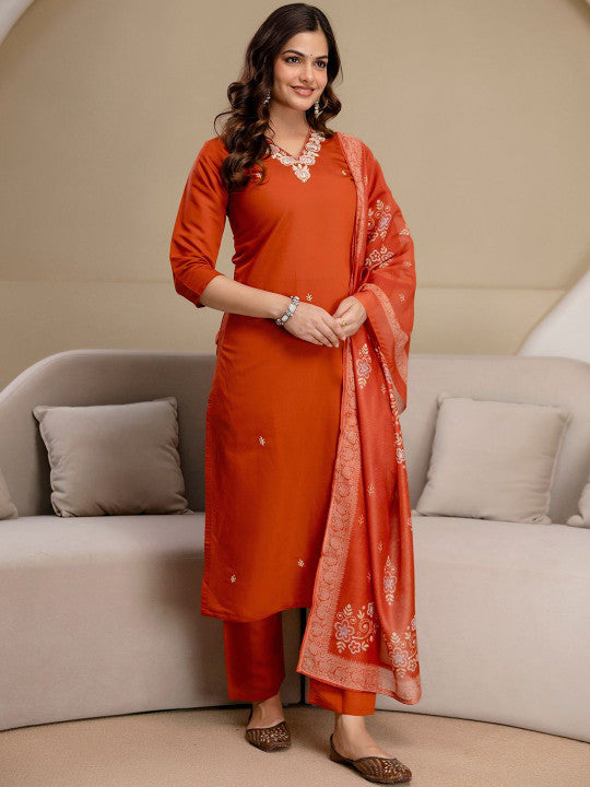 Women Floral Embroidered Regular Chanderi Cotton Kurta with Trousers & With Dupatta