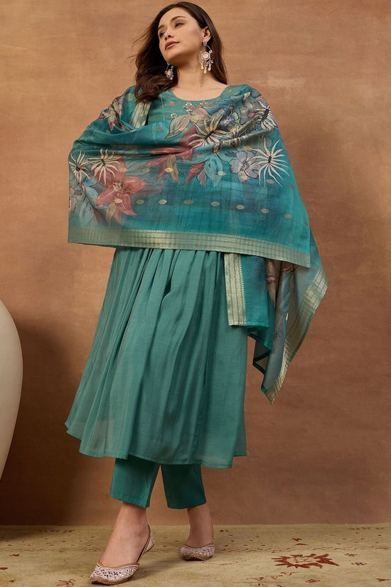 Women Floral Thread and Sequinned Embroidered Kurta & Trouser with Dupatta