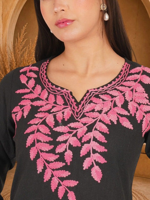 Ethnic Motifs Embroidered V-Neck Thread Work Pure Cotton Blend Khadi Thread Work Kurti