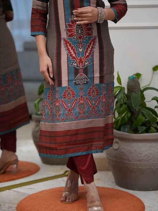 Women Printed Regular Kurta with Trousers & With Dupatta
