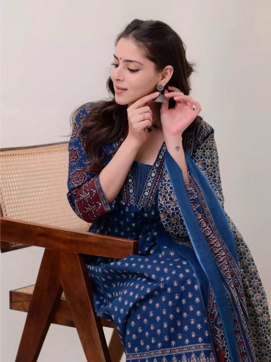 Women Ethnic Motifs Printed Panelled Kurta with Palazzos & With Dupatta