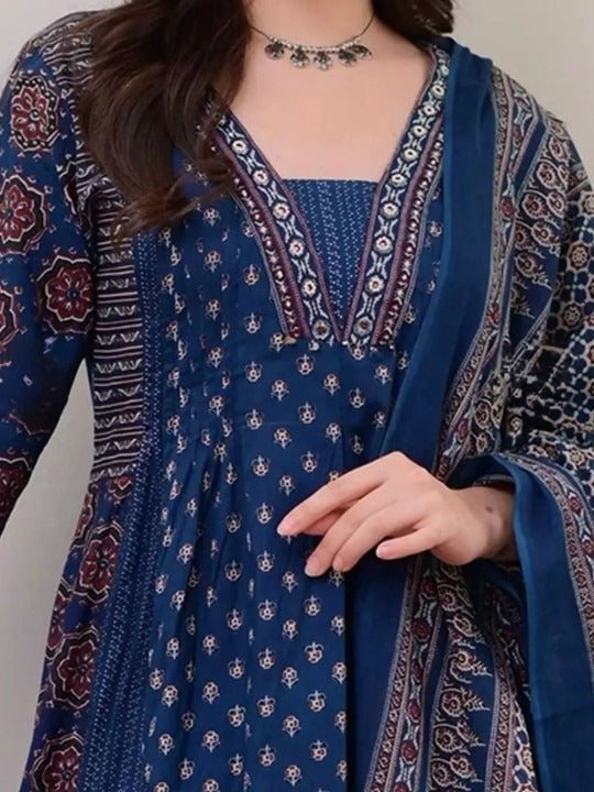 Women Ethnic Motifs Printed Panelled Kurta with Palazzos & With Dupatta