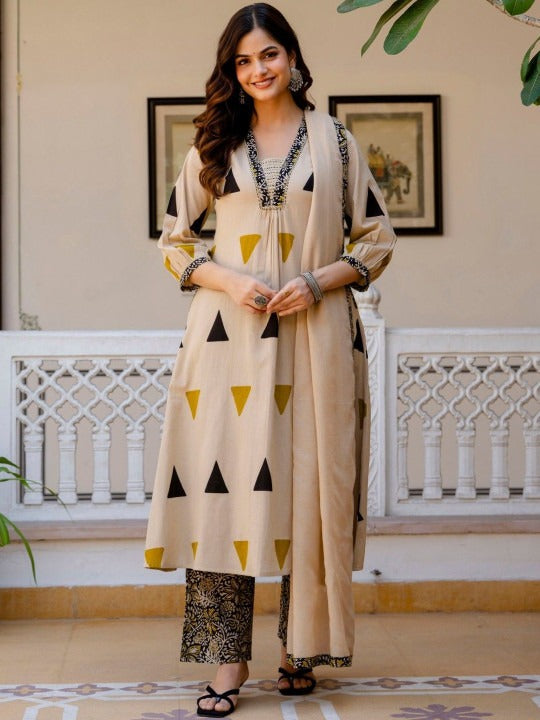Women Printed Regular Thread Work Pure Cotton Kurta with Trousers & With Dupatta
