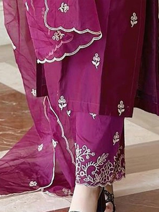 Women Ethnic Motifs Embroidered Thread Work Kurta with Trousers & Dupatta