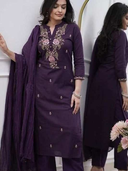 Women Floral Embroidered Regular Thread Work Pure Cotton Kurta with Trousers & With Dupatta