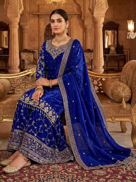 Women Ethnic Motifs Embroidered Regular Thread Work Pure Silk Kurta with Sharara & With