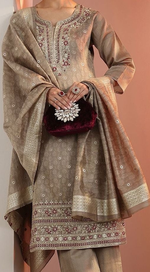 Women Ethnic Motifs Embroidered Regular Thread Work Kurta with Trousers & With Dupatta