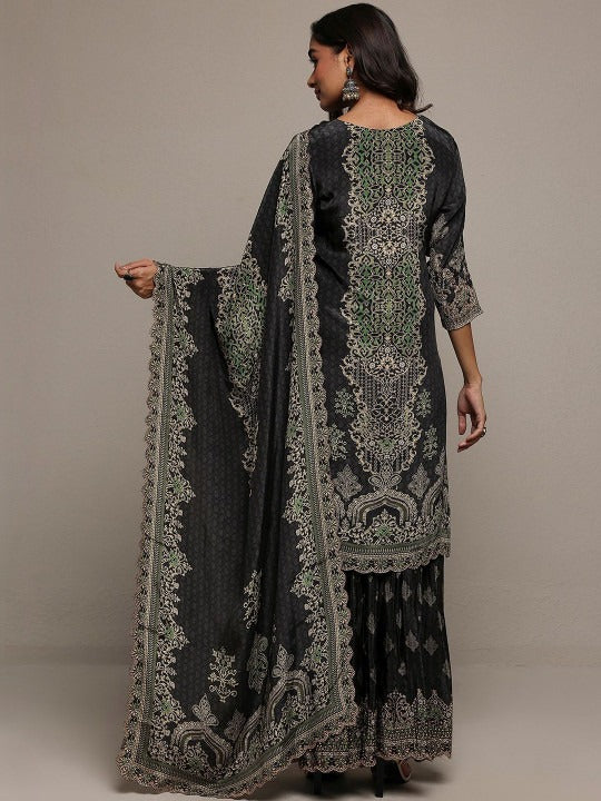 Women Ethnic Motifs Printed Regular Thread Work Silk Crepe Kurta with Sharara & With Dupatta
