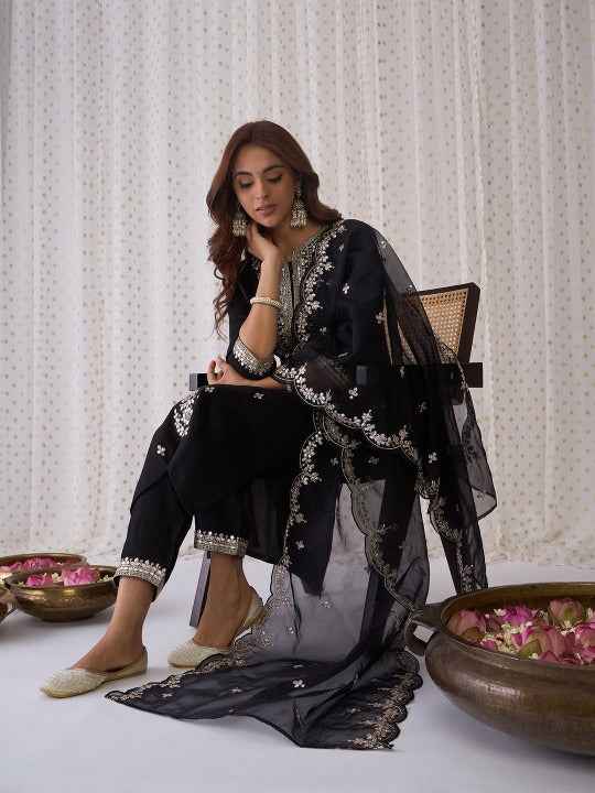 Ethnic Motifs Embroidered V-Neck Thread Work Kurta with Trousers & Dupatta