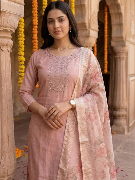 Women Printed Regular Kurta with Trousers & With Dupatta