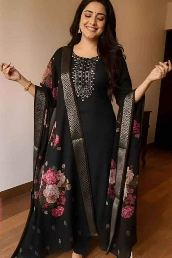 Women Floral Embroidered Regular Thread Work Kurta with Palazzos & With Dupatta