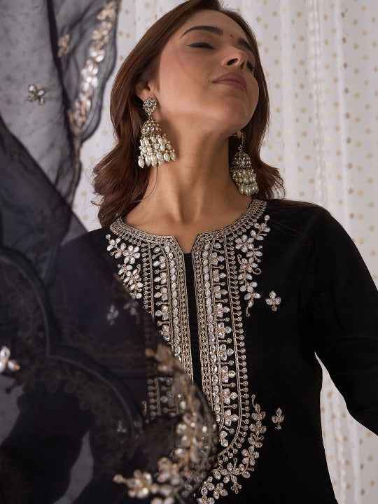 Ethnic Motifs Embroidered V-Neck Thread Work Kurta with Trousers & Dupatta