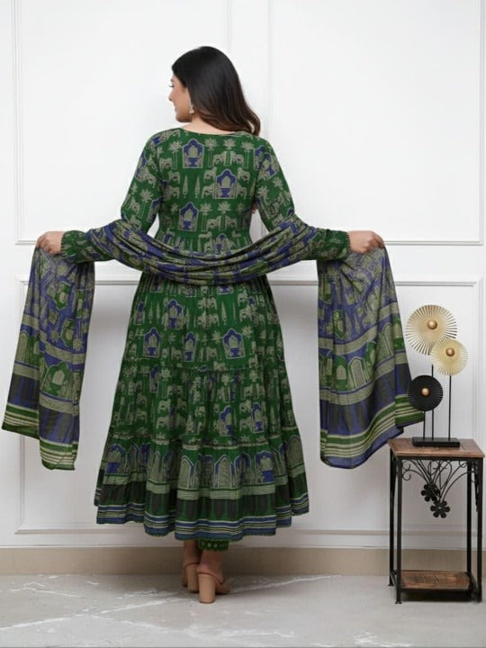 Women Ethnic Motifs Printed Empire Thread Work Kurta with Trousers & With Dupatta