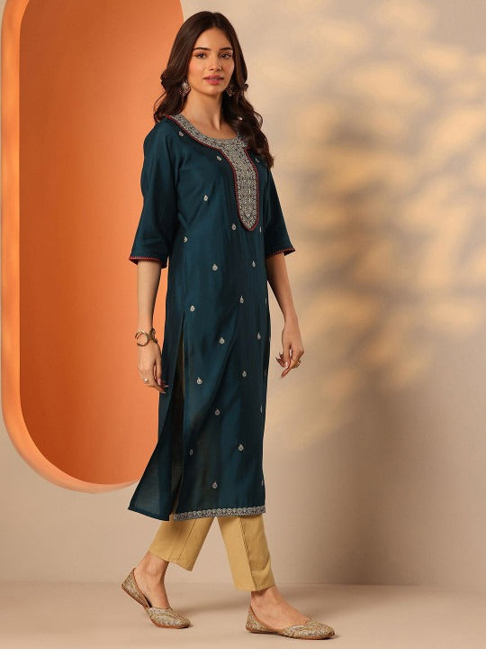 Women Ethnic Motifs Embroidered Fusion Silk Straight Kurta