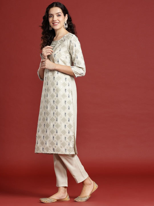 Ethnic Motifs Printed Regular Thread Work Kurta with Trousers & Dupatta