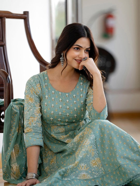 Green Floral Printed Panelled Pure Cotton Anarkali Kurta With Trousers & Dupatta