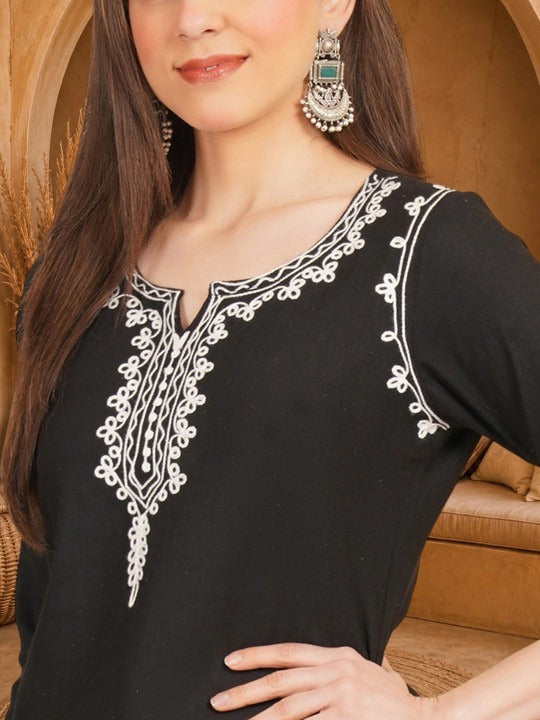 Ethnic Motifs Embroidered V-Neck Thread Work Pure Cotton Blend Khadi Thread Work Kurti