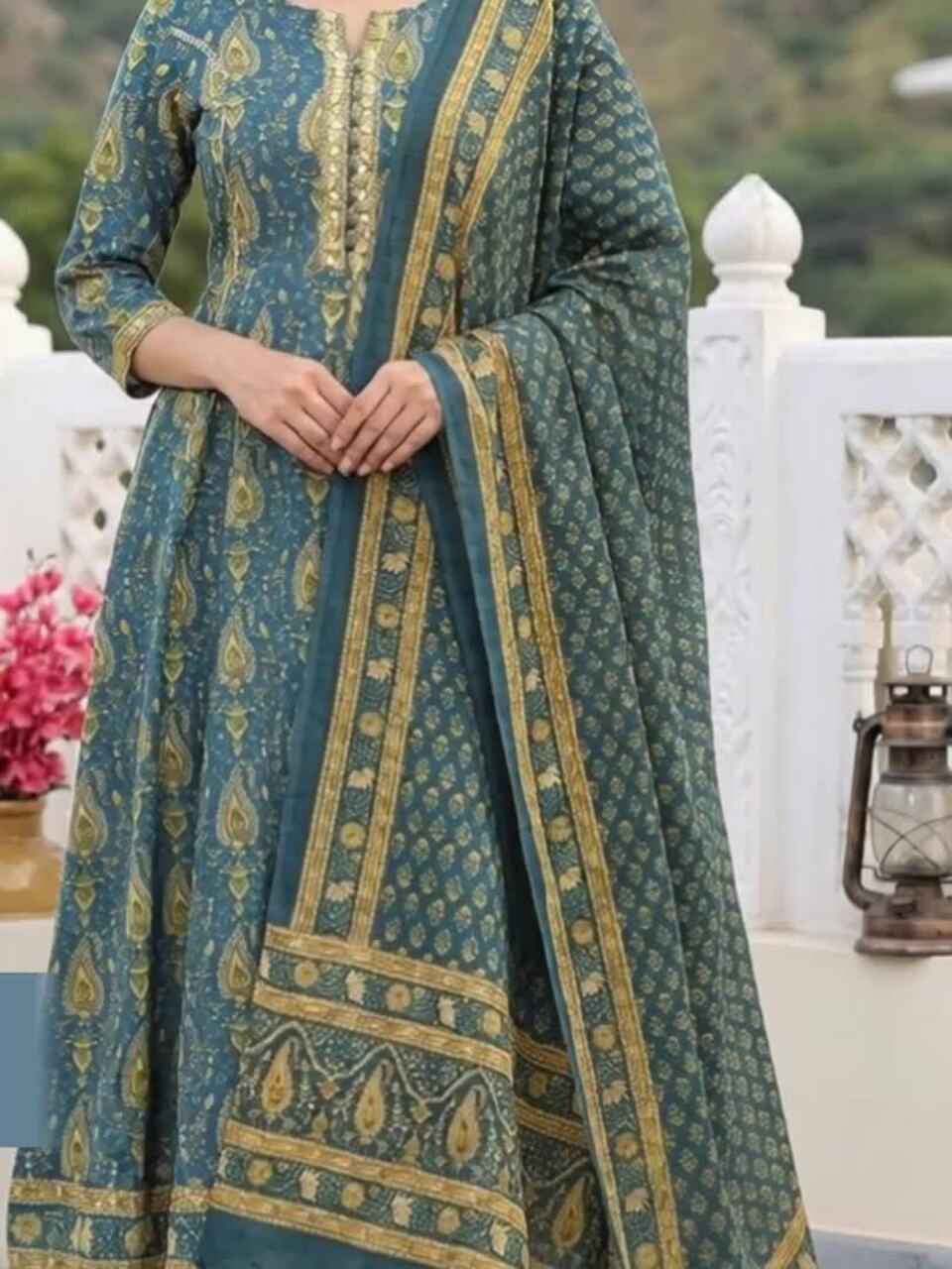 Women Ethnic Motifs Printed Regular Sequinned Pure Cotton Kurta with Trousers & With Dupatta