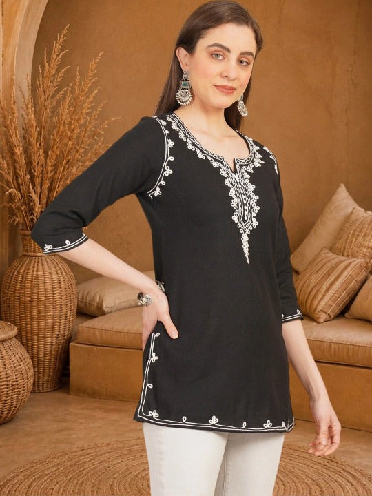 Ethnic Motifs Embroidered V-Neck Thread Work Pure Cotton Blend Khadi Thread Work Kurti