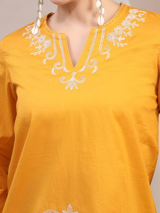 Ethnic Motifs Embroidered V-Neck Thread Work Pure Cotton Thread