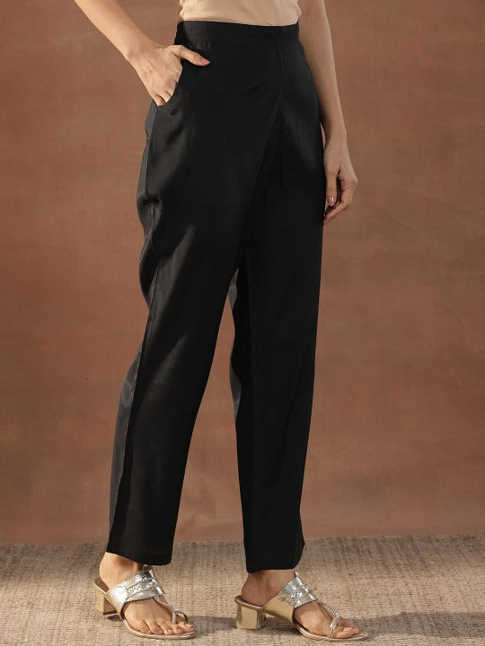 Women Floral Embroidered Regular Kurta with Trousers & With Dupatta