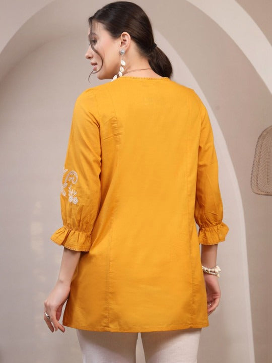 Ethnic Motifs Embroidered V-Neck Thread Work Pure Cotton Thread