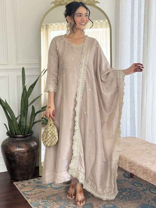 Women Floral Embroidered Anarkali Kurta with Trousers & Dupatta