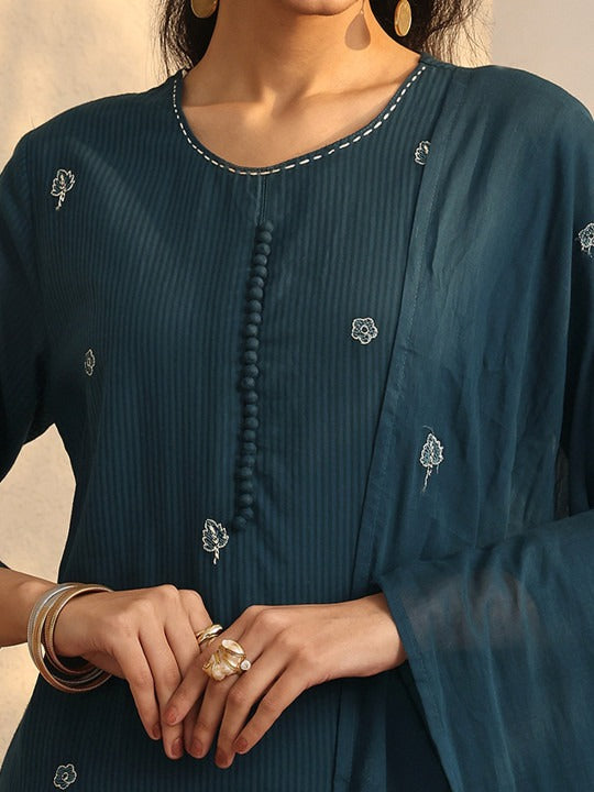 Women Floral Embroidered Regular Thread Work Kurta with Trousers & With Dupatta