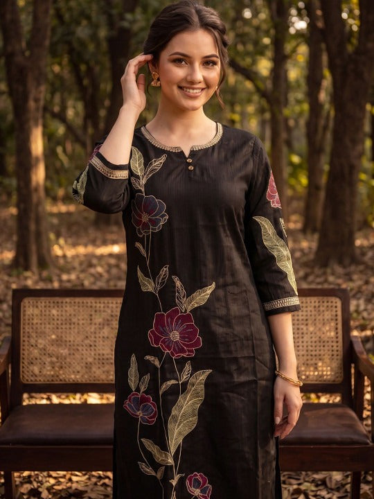 Women Floral Embroidered Regular Thread Work Liva Kurta with Trousers
