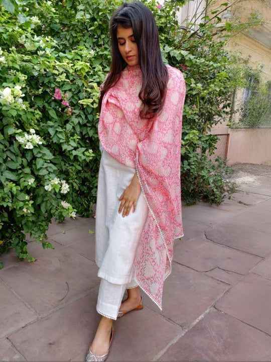 Women Ethnic Motifs Regular Kurta with Trousers & With Dupatta