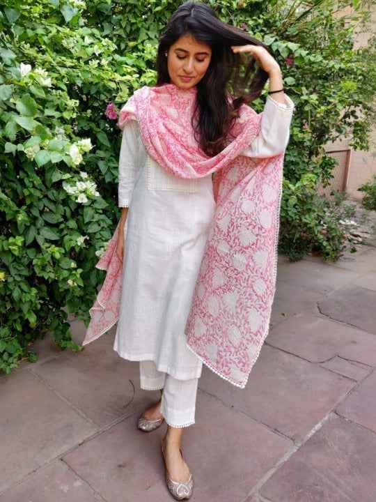 Women Ethnic Motifs Regular Kurta with Trousers & With Dupatta