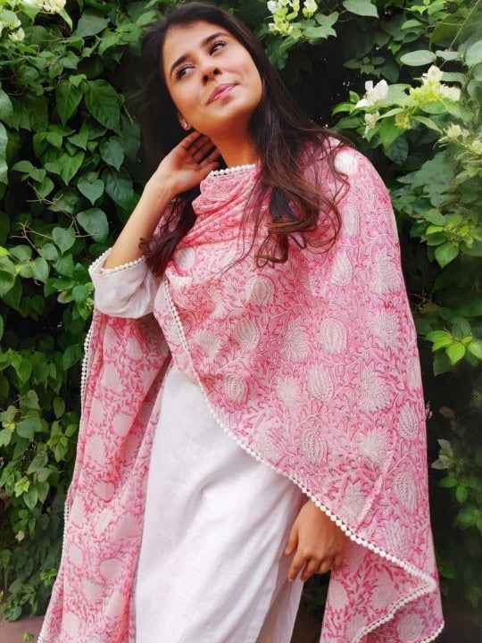 Women Ethnic Motifs Regular Kurta with Trousers & With Dupatta