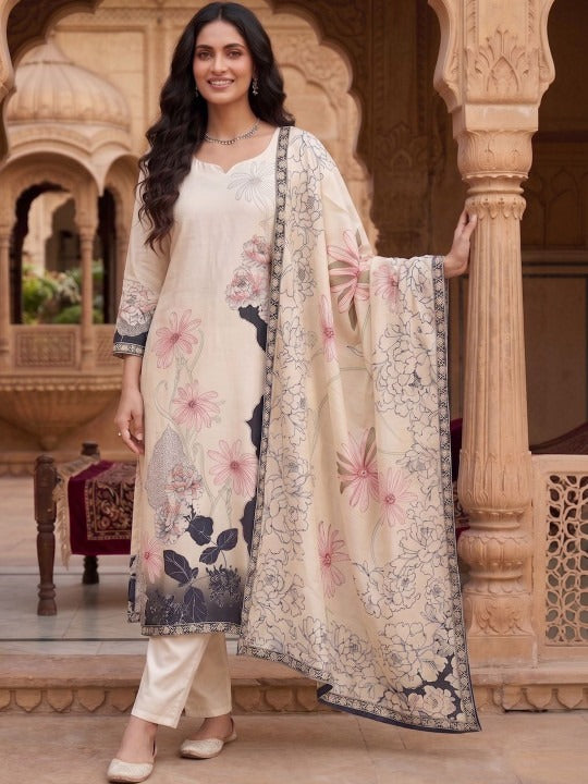 Women Floral Printed Regular Kurta with Trousers & With Dupatta