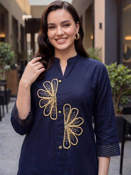 Women Ethnic Motifs Embroidered Regular Thread Work Pure Cotton Kurta with Trousers