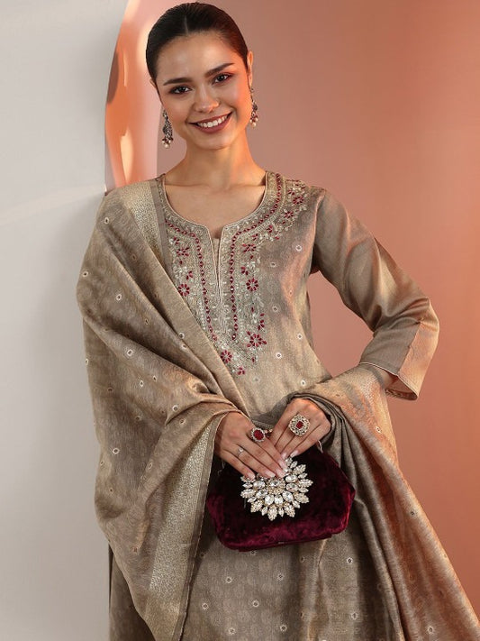 imgi_82_EqGnKHZn_be7e8109fbda410288658f1801fa9c6b - Ladoj