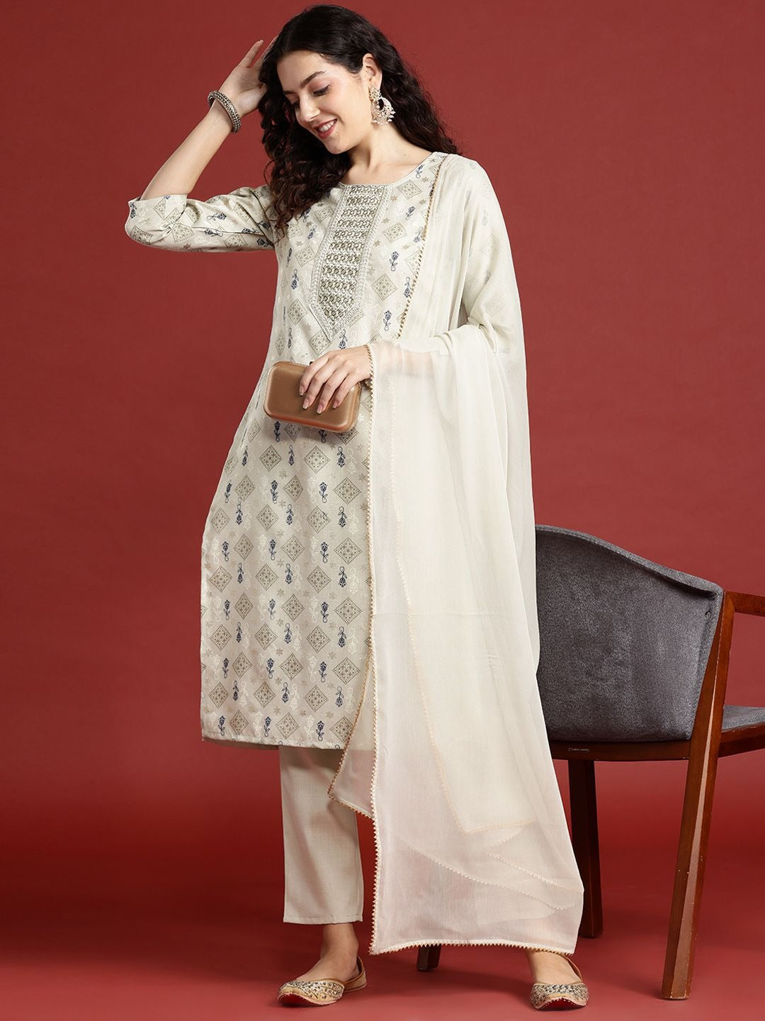 Ethnic Motifs Printed Regular Thread Work Kurta with Trousers & Dupatta