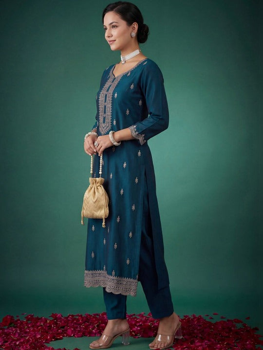 Women Ethnic Motifs Embroidered Regular Thread Work Kurta with Trousers & With Dupatta