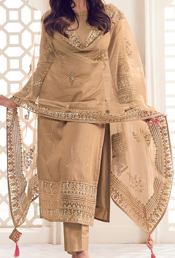 Women Floral Thread and Sequined Embroidered Kurta Set