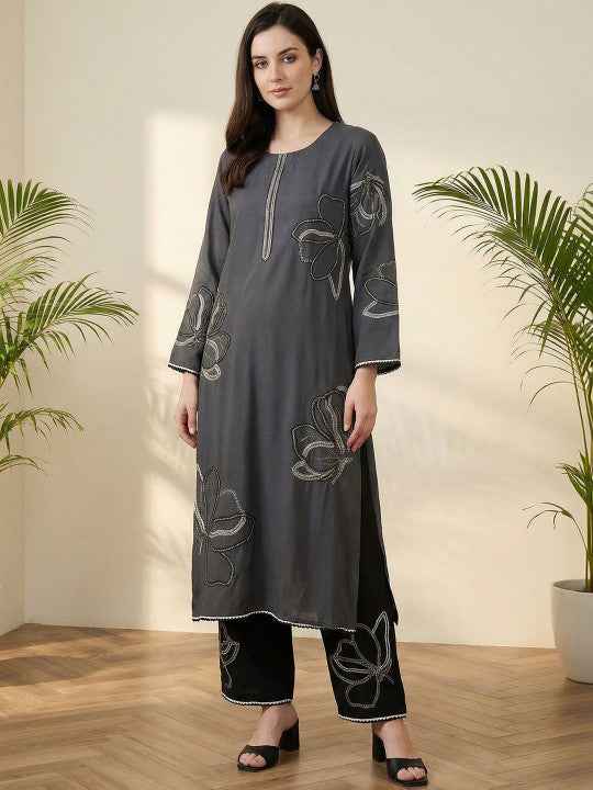 Women Floral Embroidered Regular Thread Work Kurta with Palazzos