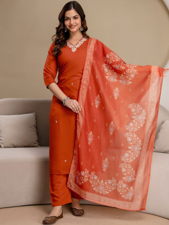 Women Floral Embroidered Regular Chanderi Cotton Kurta with Trousers & With Dupatta