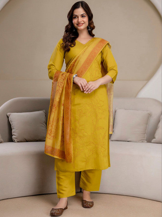 Women Floral Embroidered Regular Chanderi Cotton Kurta with Trousers & With Dupatta