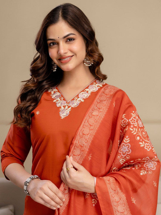 Women Floral Embroidered Regular Chanderi Cotton Kurta with Trousers & With Dupatta