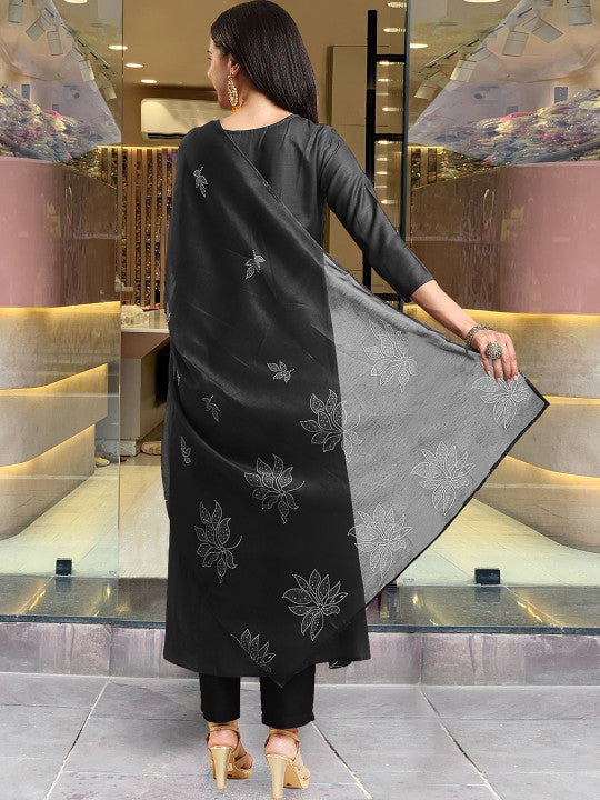 zcG540jw_82ff1b525f7d4fc891b143328ae7462d - Ladoj